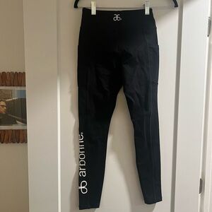 Arbonne Size Small leggings